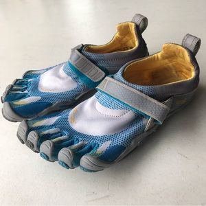 VIBRAM FIVE FINGERS | Blue/White Velcro Barefoot Running Shoes Womens Size 36